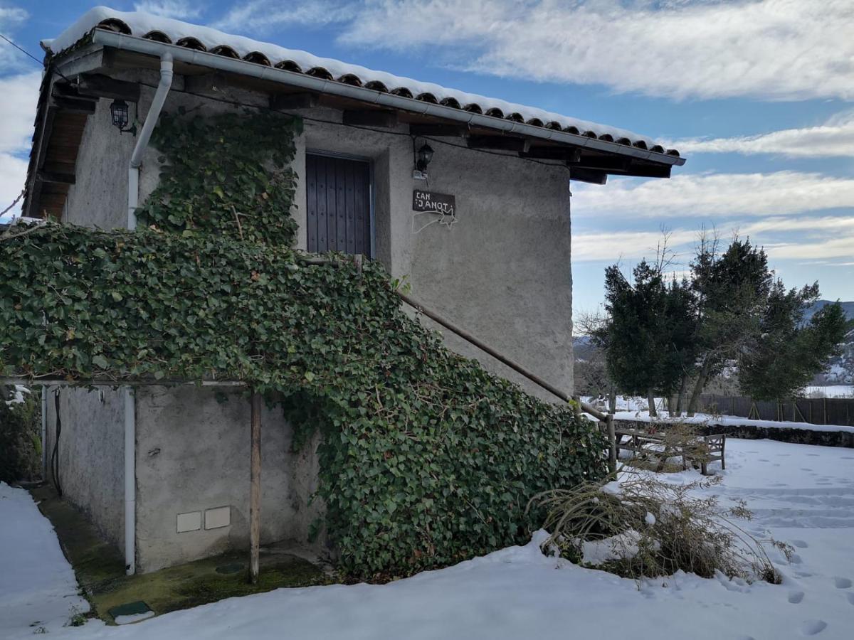 Can Janot Villa Olot Buitenkant foto
